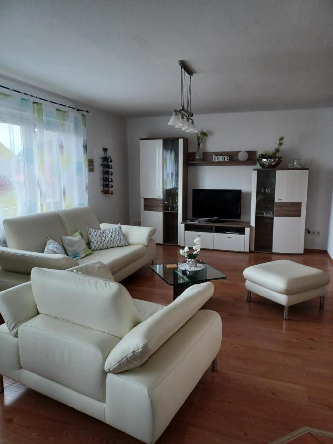 Ferienwohnung Landsburgblick Neuental Luaran gambar